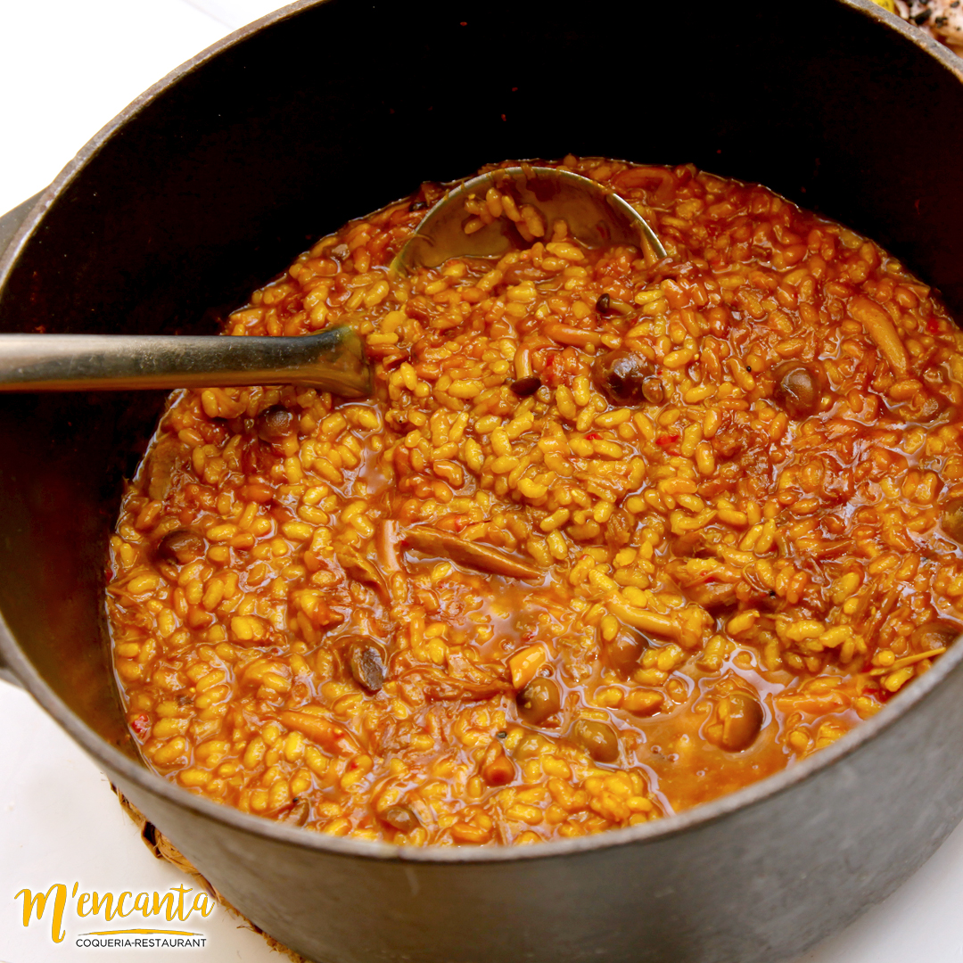 Arroces en el restaurante Mencanta en Oliva, Valencia